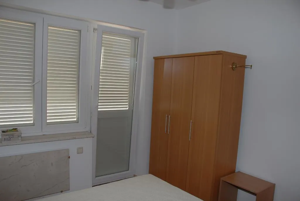 Apartment Enna Novi Vinodolski 0*,  Croatie