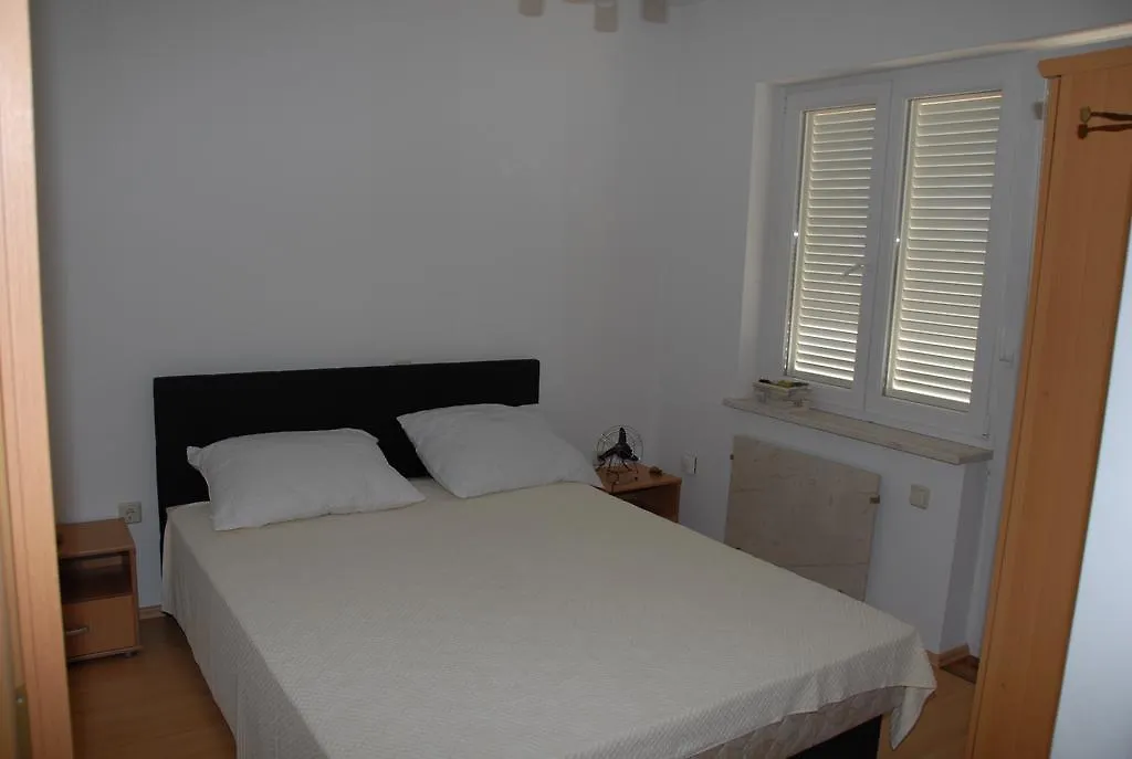 Apartment Enna Novi Vinodolski 0*,  Croatie